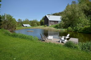 Briardale Pond - Country homes for sale and luxury real estate including horse farms and property in the Caledon and King City areas near Toronto